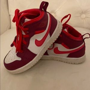 Girls/ Toddler Nike Air Jordans size 8